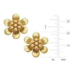 Daisy Studs