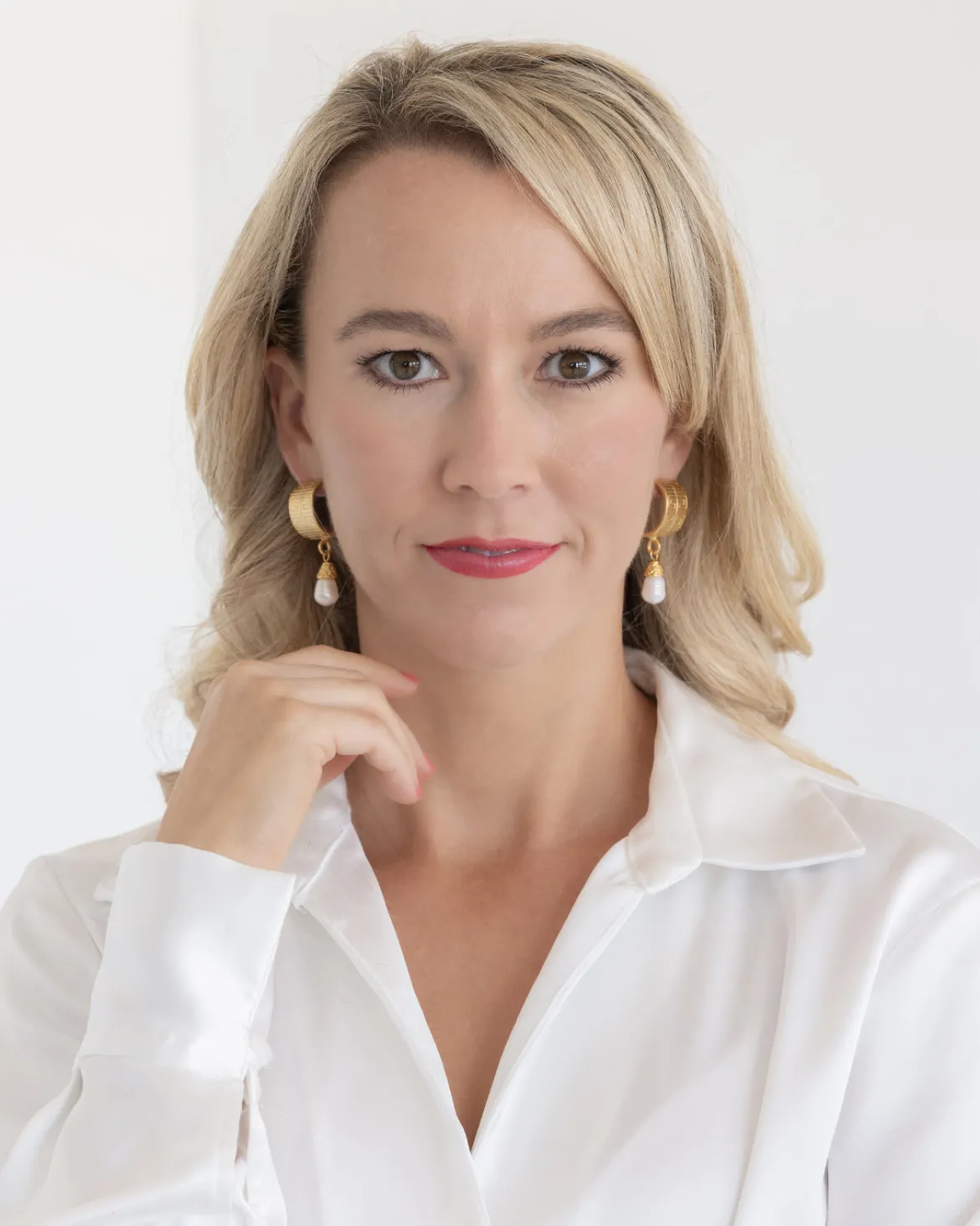 Guest Pearl Drop Earrings