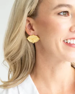 Longhorn Intaglio Studs