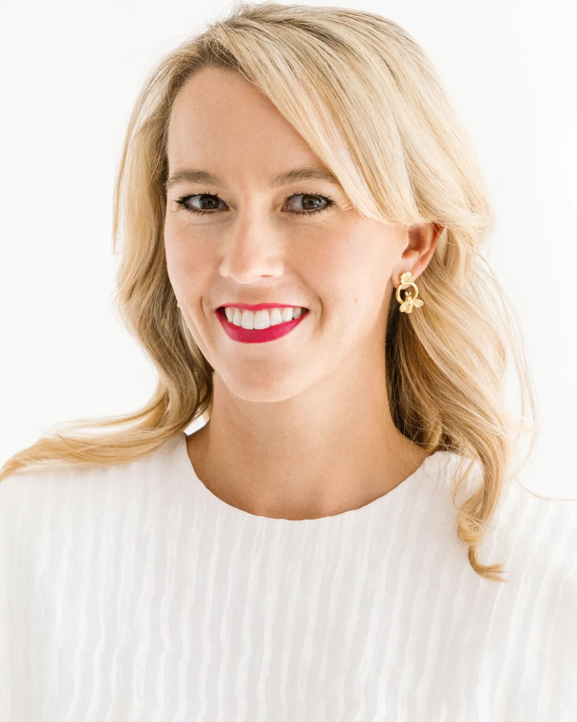 Poppy Bee Studs