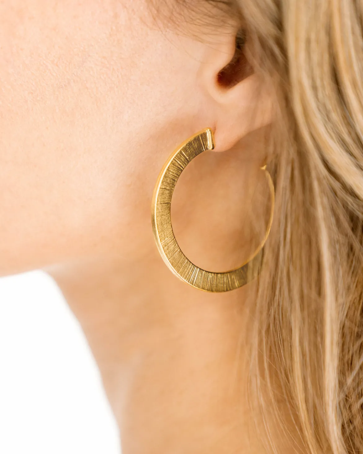 Textured Classic Hoops